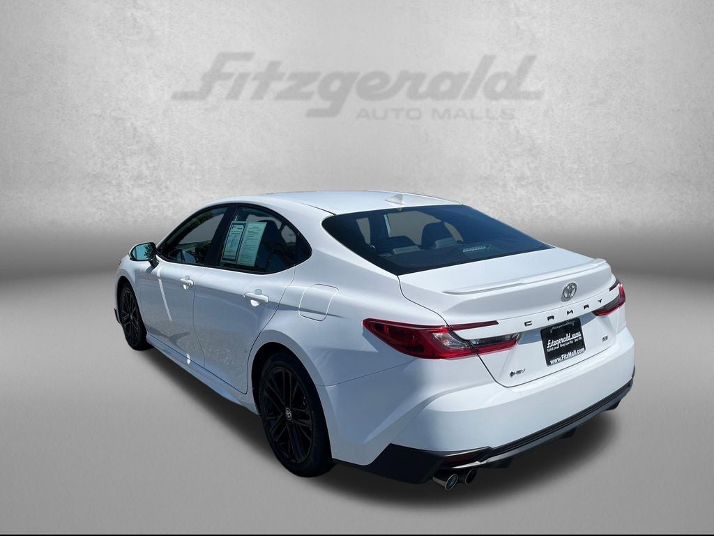 2025 Toyota Camry SE