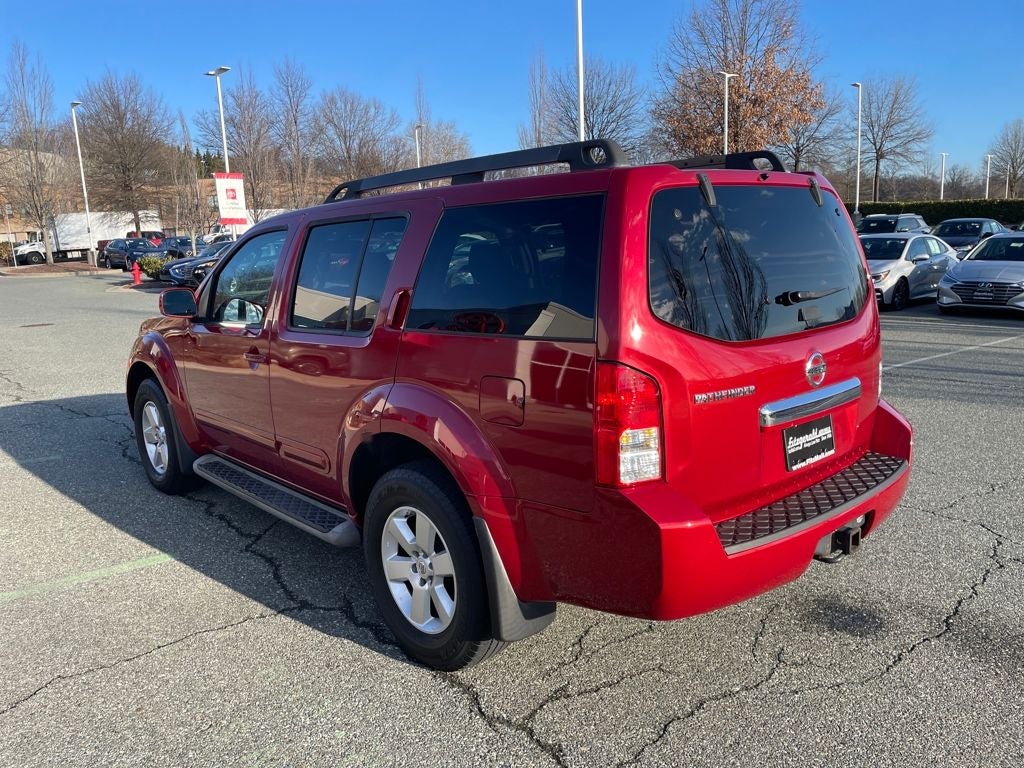 2011 Nissan Pathfinder SV