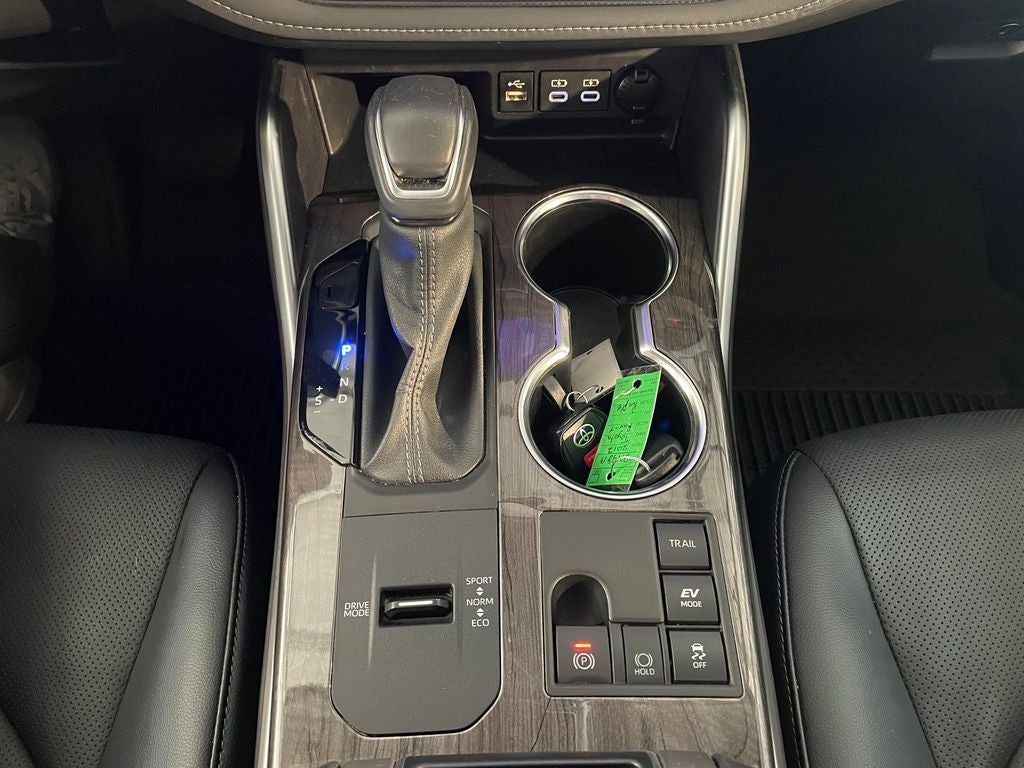 2024 Toyota Highlander Hybrid Limited