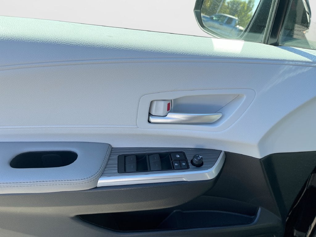 2025 Toyota Sienna XLE 8 Passenger