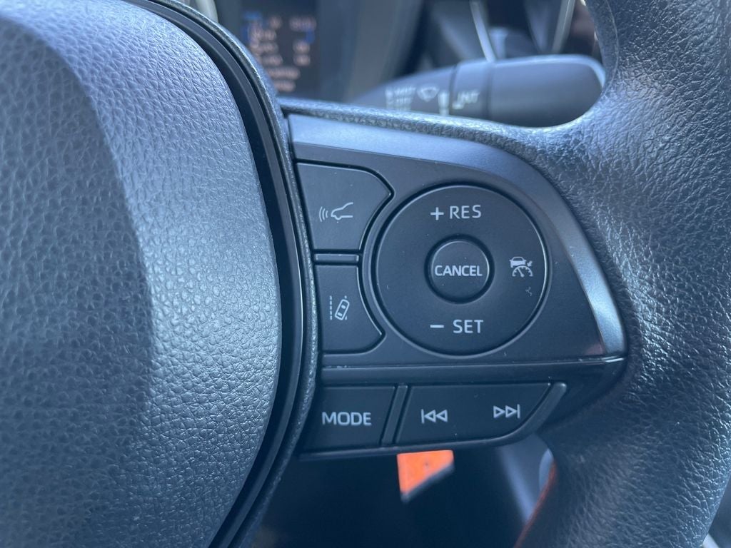 2022 Toyota Corolla LE LE