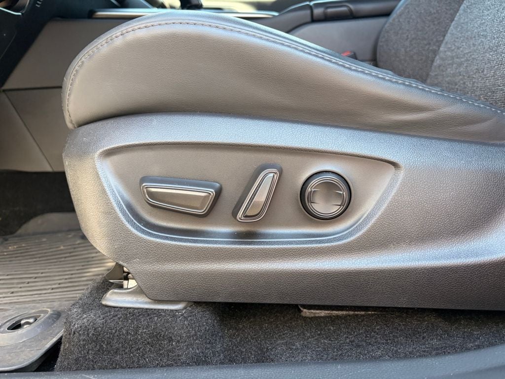 2023 Toyota Crown XLE