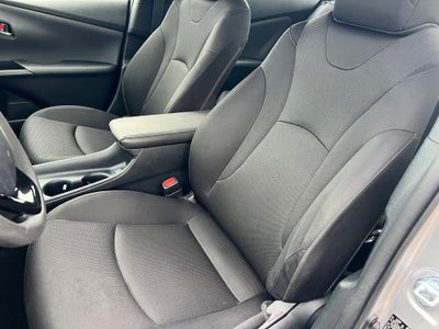 2022 Toyota Prius L
