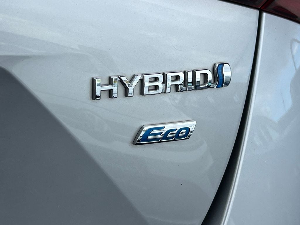 2022 Toyota Prius L