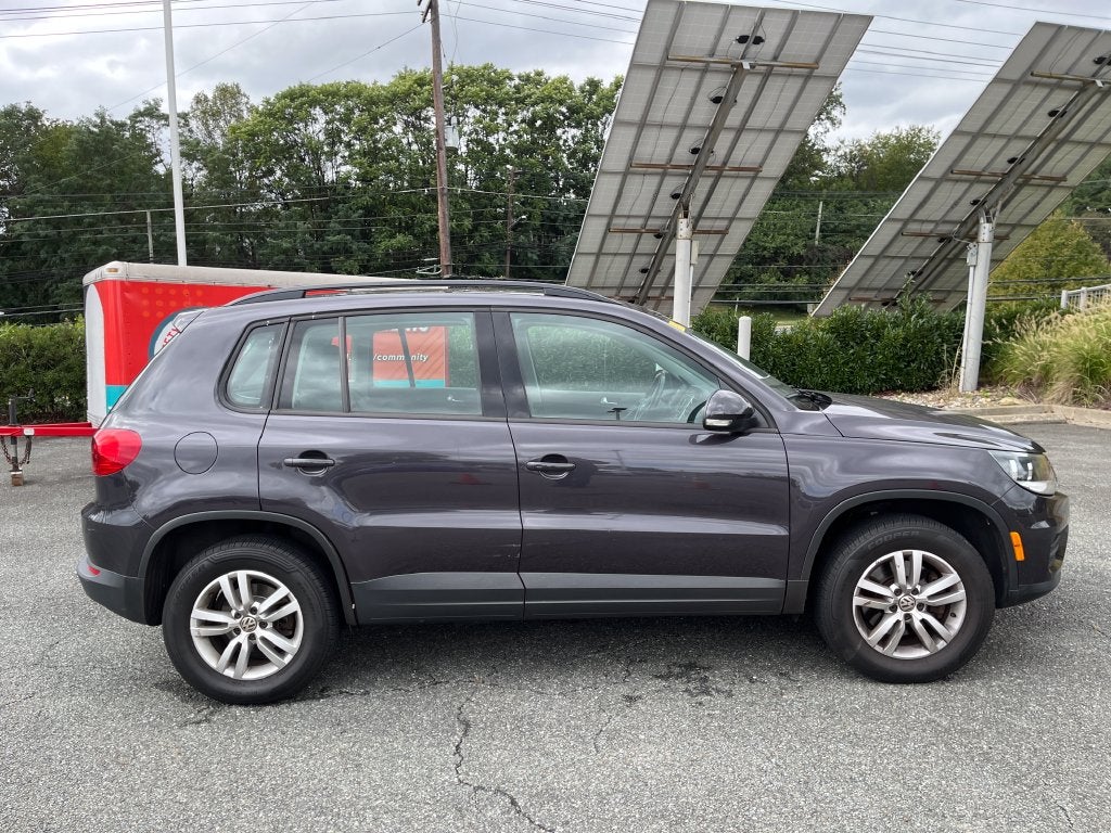 2016 Volkswagen Tiguan S