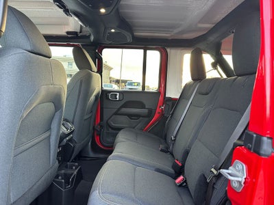 2025 Jeep Wrangler 4-Door Sahara 4x4