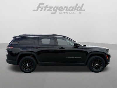 2023 Jeep Grand Cherokee L Laredo 4x4