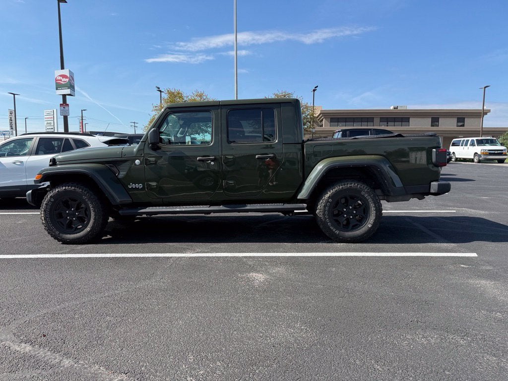 2021 Jeep Gladiator Overland