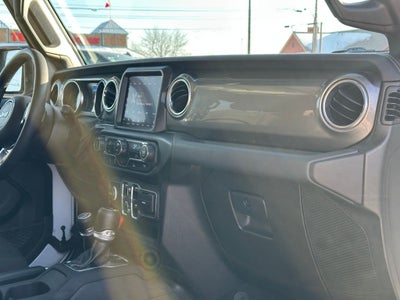 2023 Jeep Gladiator Overland 4x4