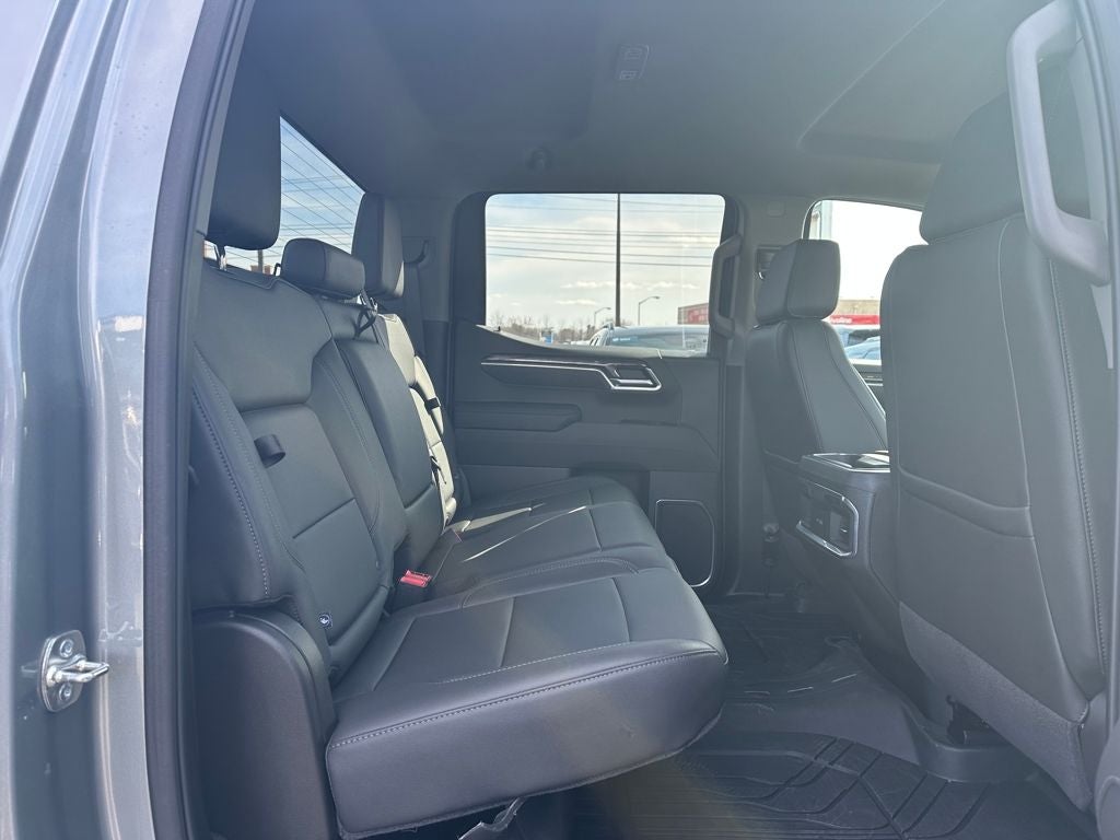 2025 Chevrolet Silverado 1500 4WD Crew Cab Short Bed LTZ