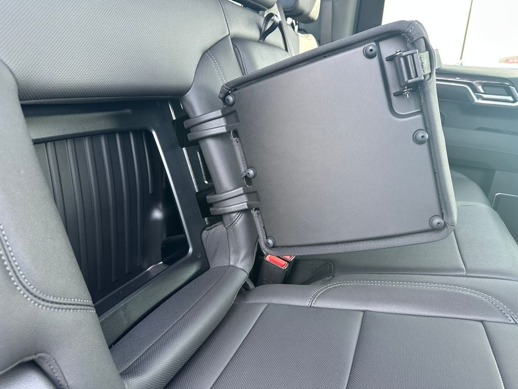 2025 Chevrolet Silverado 1500 4WD Crew Cab Short Bed LTZ