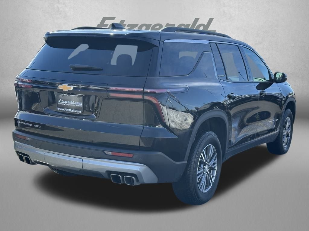 2025 Chevrolet Traverse AWD LT