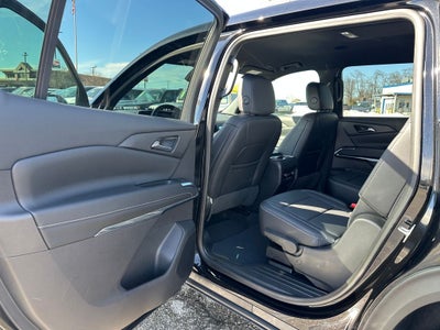 2025 Chevrolet Traverse AWD LT