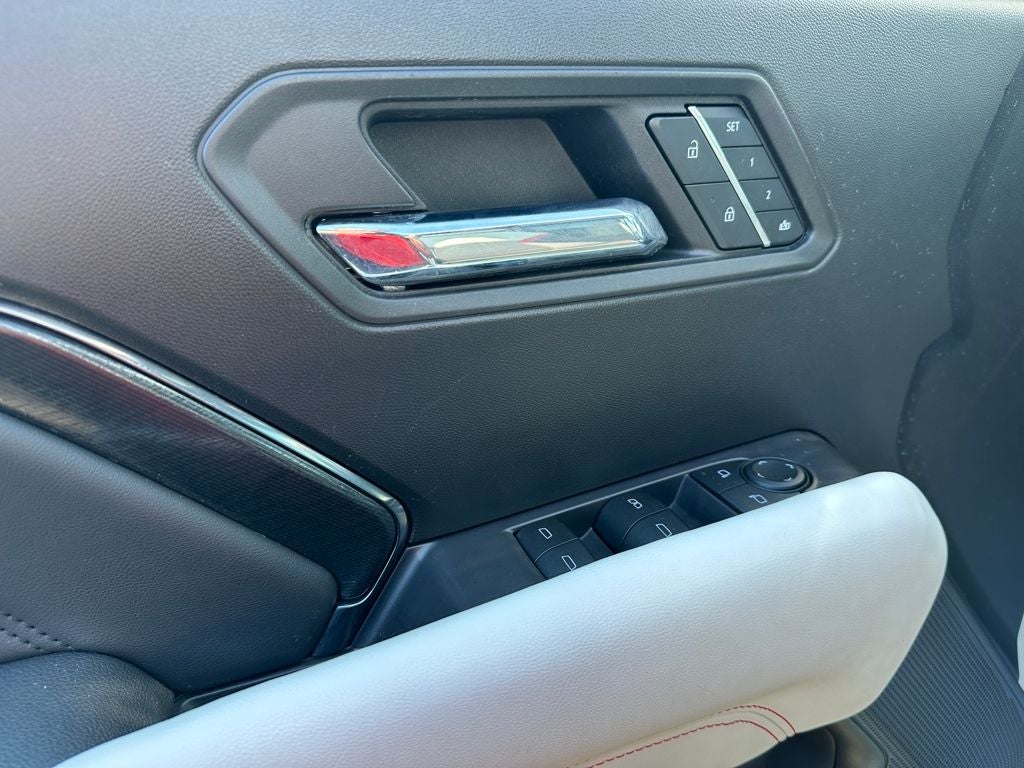 2023 GMC Canyon 4WD Crew Cab Short Box AT4X