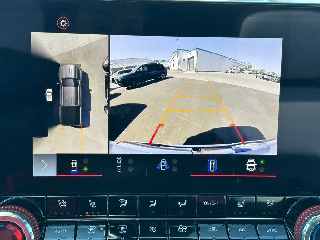 2023 GMC Canyon 4WD Crew Cab Short Box AT4X