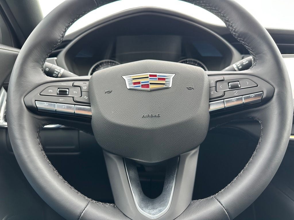 2022 Cadillac XT4 AWD Luxury