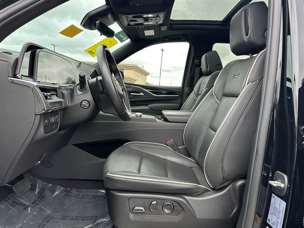 2024 Cadillac Escalade Sport