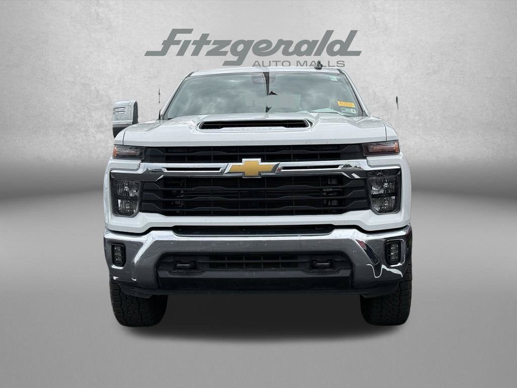 2025 Chevrolet Silverado 2500HD 4WD Crew Cab Standard Bed LT