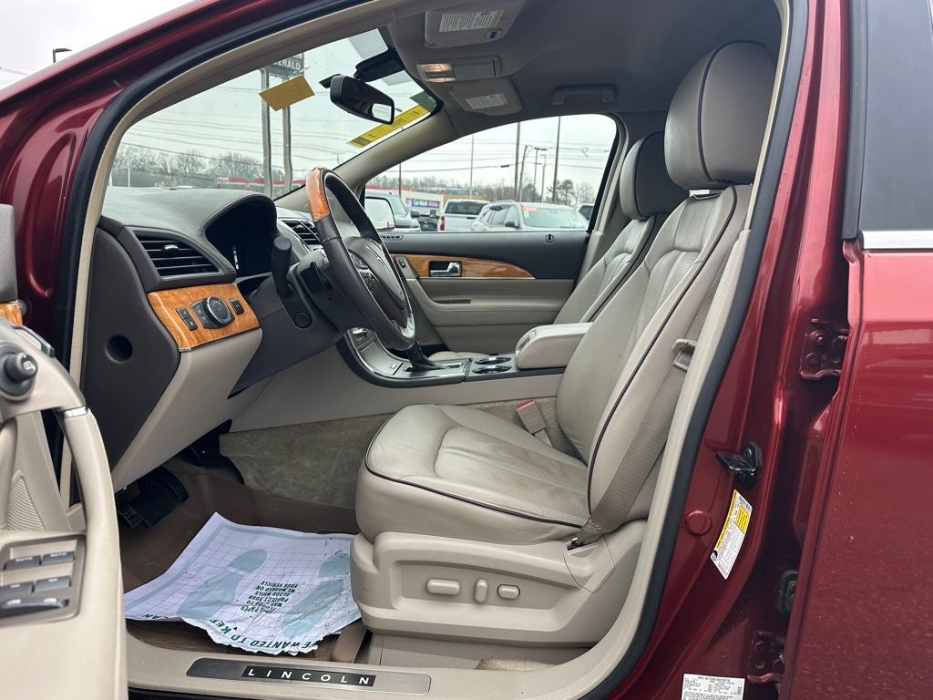 2015 Lincoln MKX Base