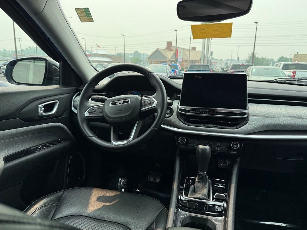2022 Jeep Compass Latitude Lux 4x4