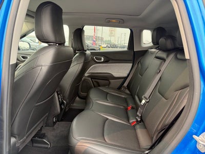 2022 Jeep Compass Latitude Lux 4x4