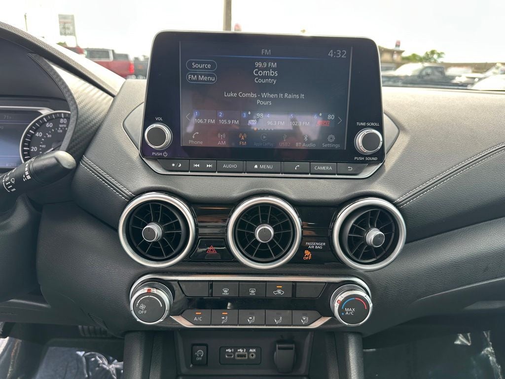 2024 Nissan Sentra SV Xtronic CVT