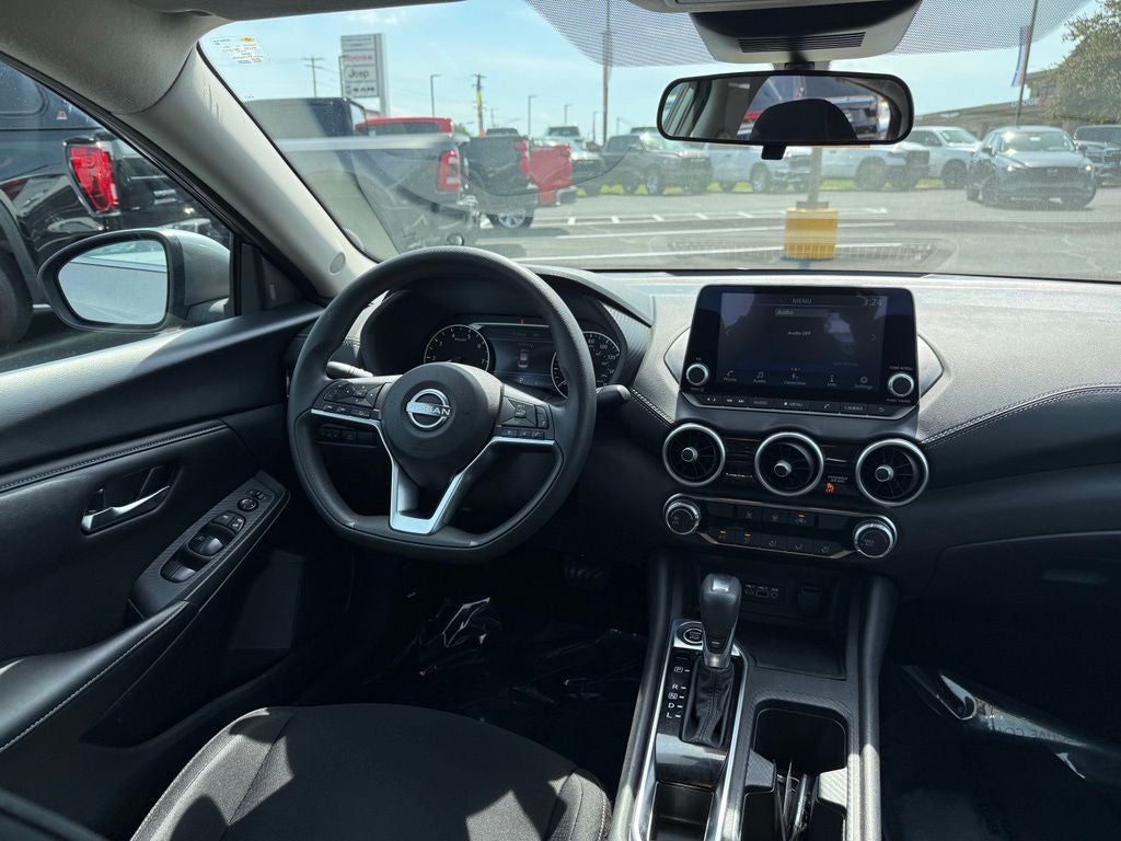 2024 Nissan Sentra SV Xtronic CVT