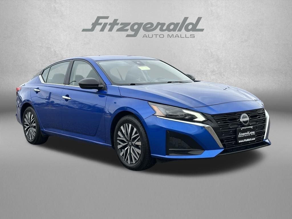 2023 Nissan Sentra SV Xtronic CVT