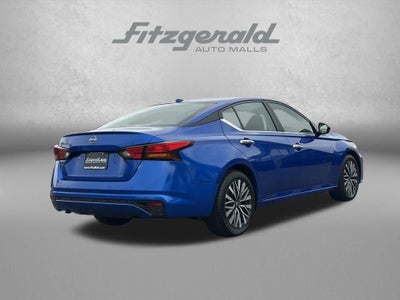 2023 Nissan Sentra SV Xtronic CVT