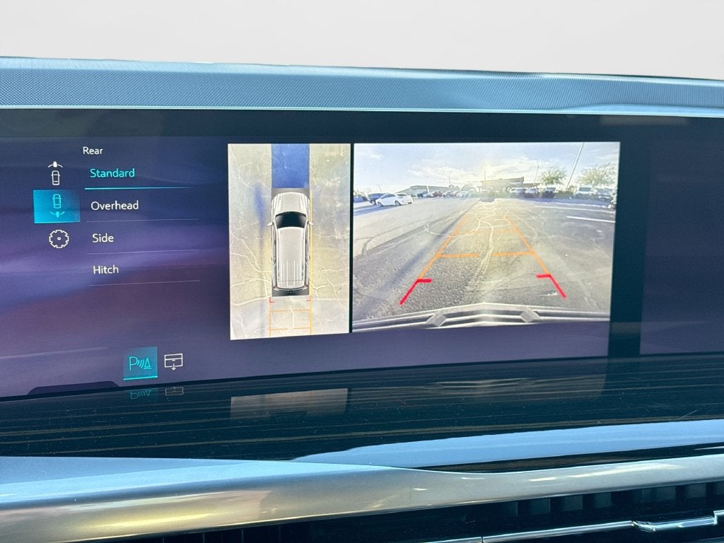 2025 Cadillac Escalade Luxury