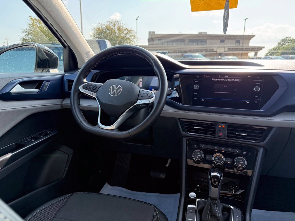 2024 Volkswagen Taos 1.5T SE