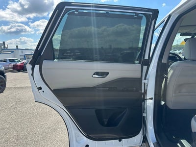 2025 Nissan Pathfinder SL 4WD