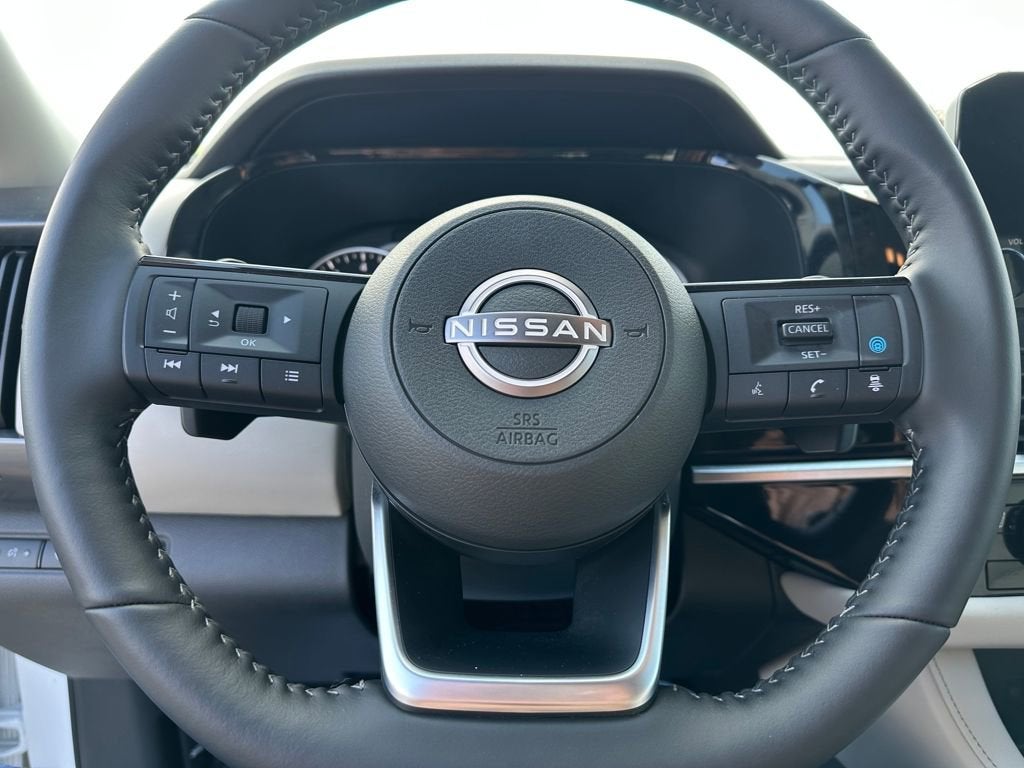 2025 Nissan Pathfinder SL 4WD