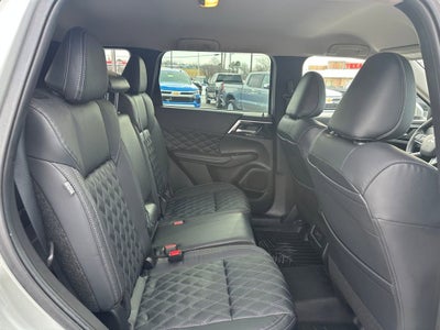 2022 Mitsubishi Outlander SEL Special Edition 2WD