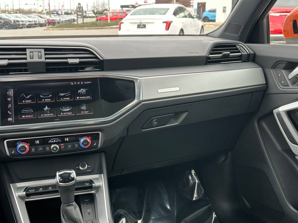 2025 Audi Q3 S line Premium