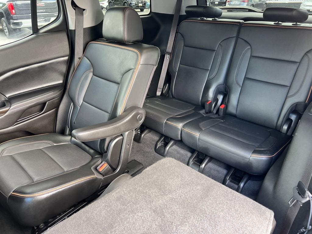 2021 GMC Acadia AT4