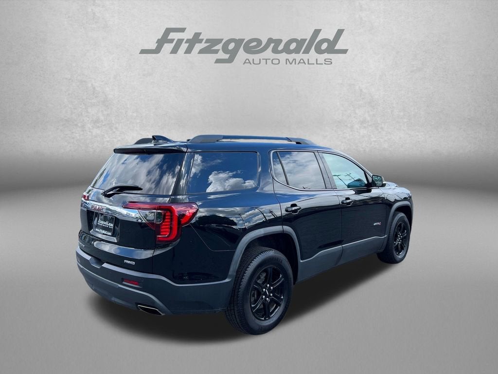 2021 GMC Acadia AT4