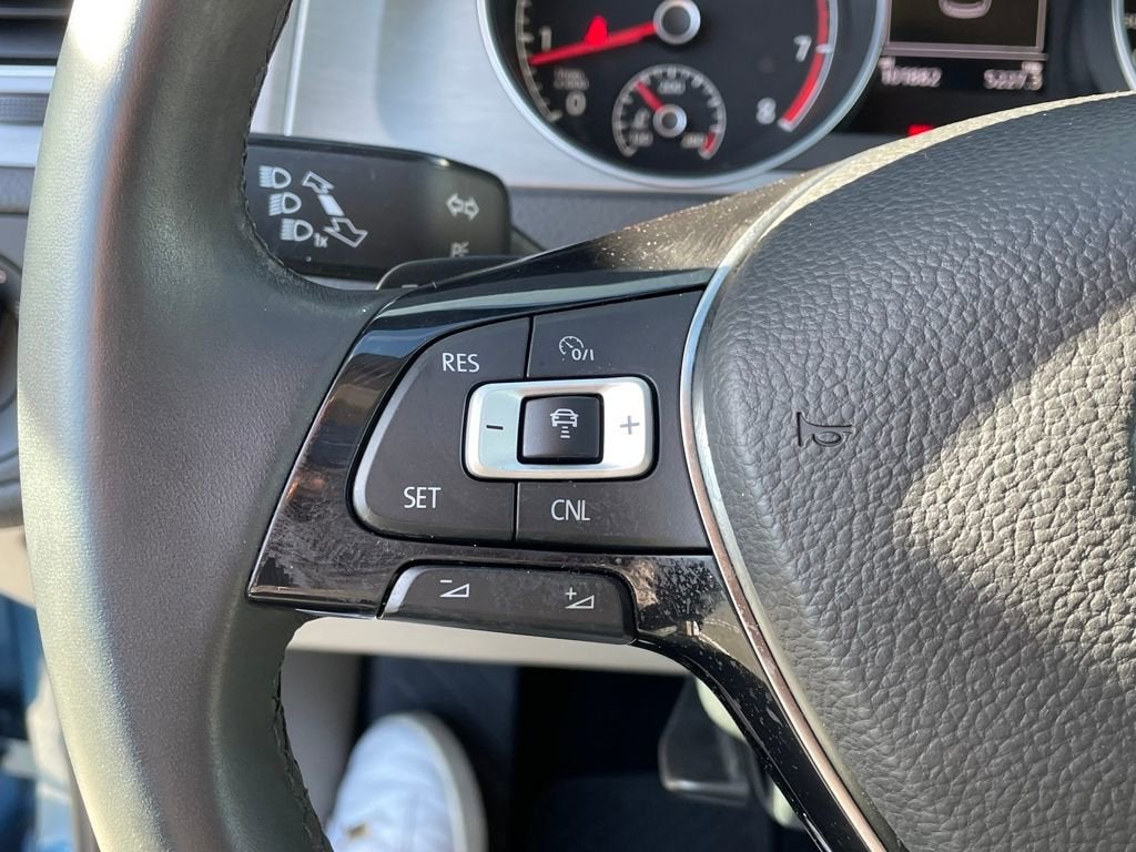 2017 Volkswagen Golf S