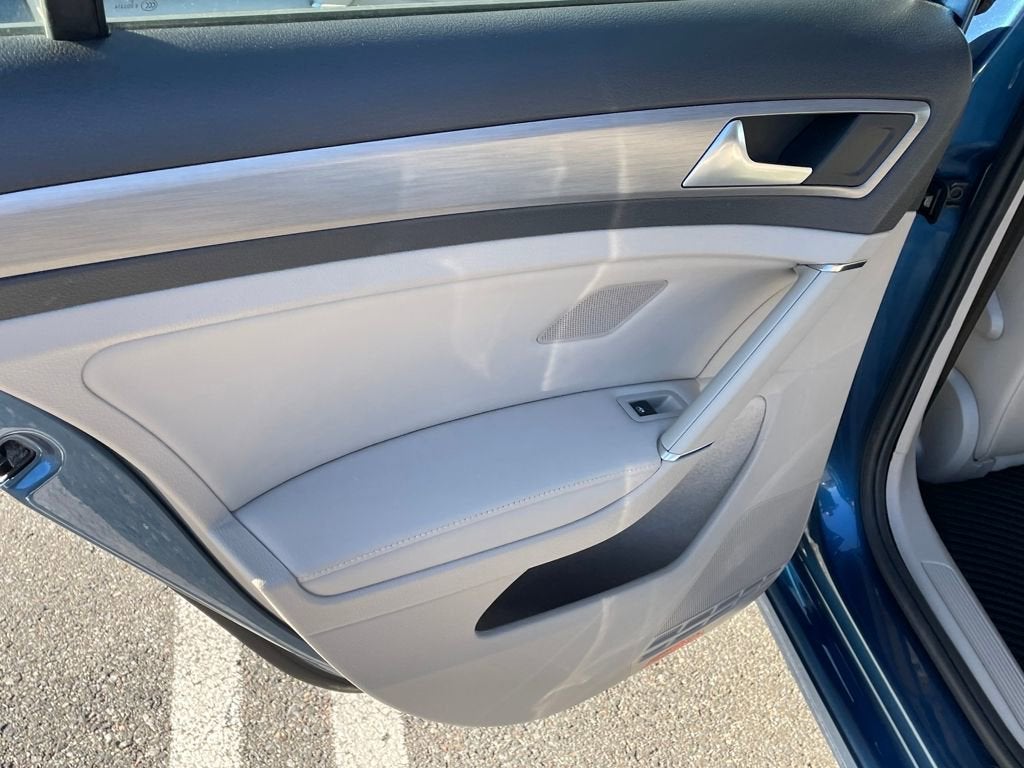 2017 Volkswagen Golf S