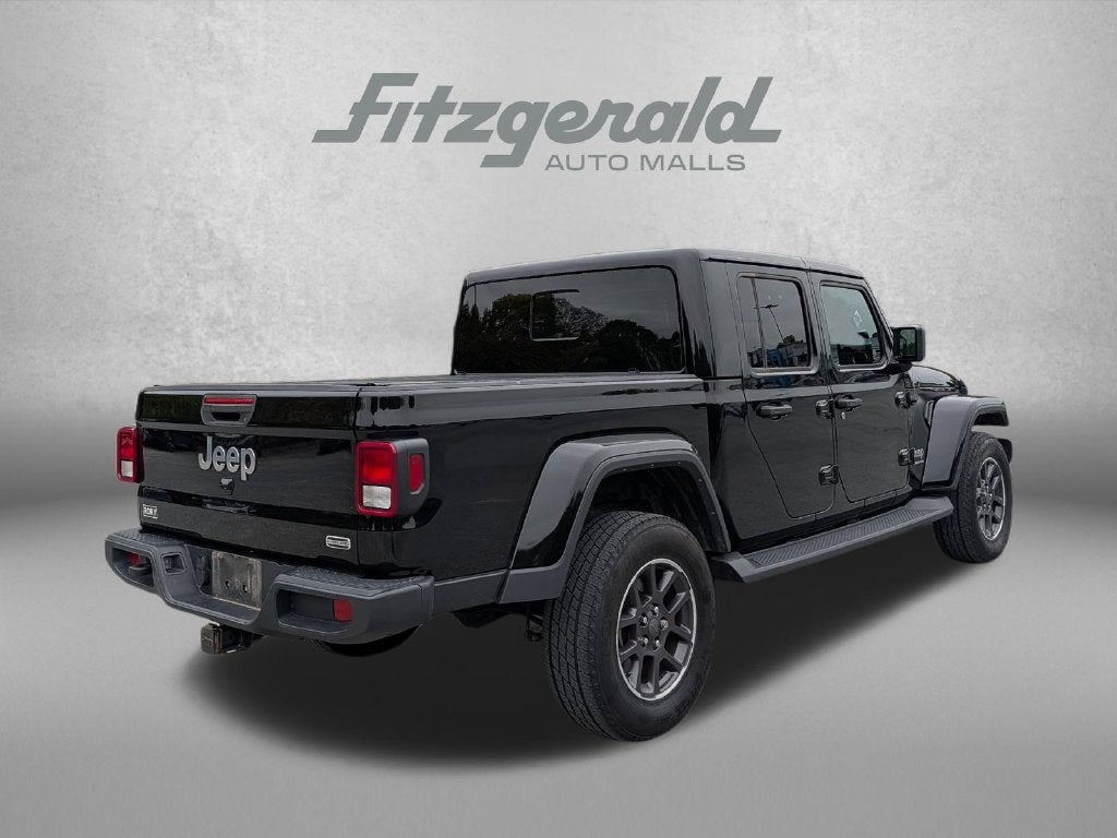 2022 Jeep Gladiator Overland