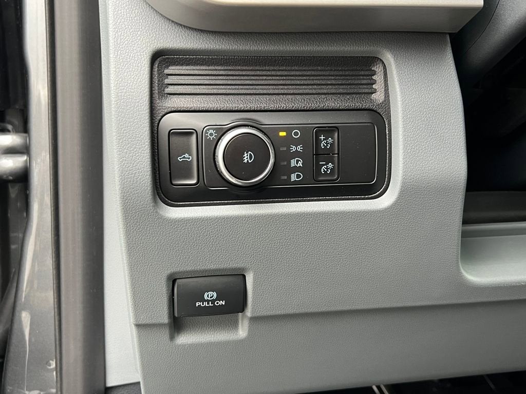 2025 Ford Super Duty F-250 SRW XL