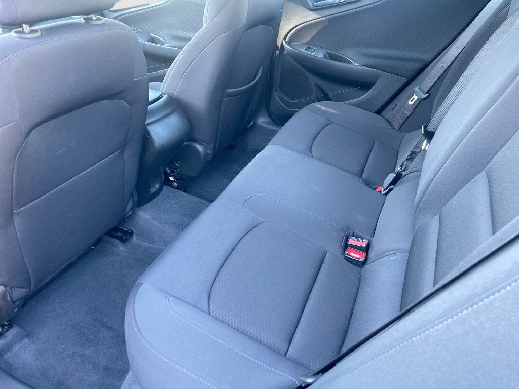 2023 Chevrolet Malibu LS