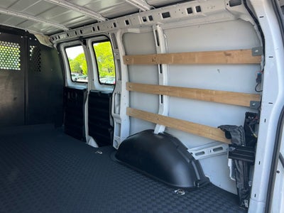 2024 Chevrolet Express Cargo 2500 WT