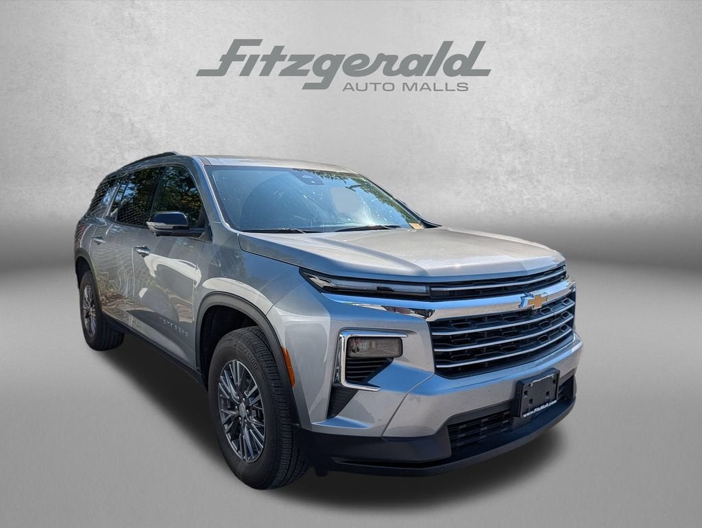 2024 Chevrolet Traverse LT