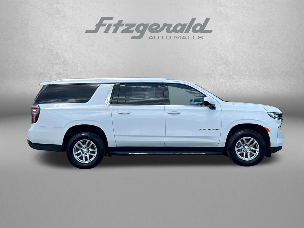2022 Chevrolet Suburban LT