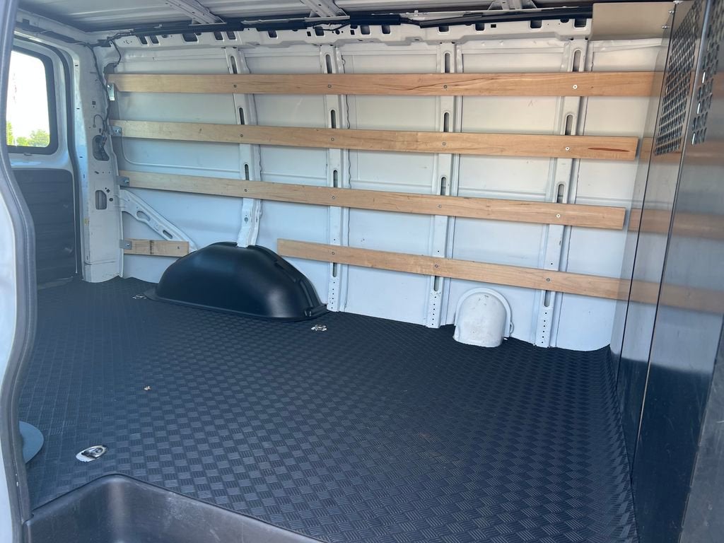 2024 GMC Savana Cargo 2500 Work Van