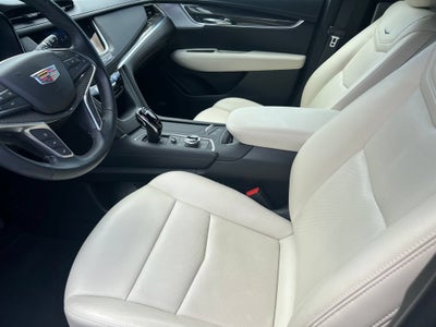 2022 Cadillac XT5 AWD Sport