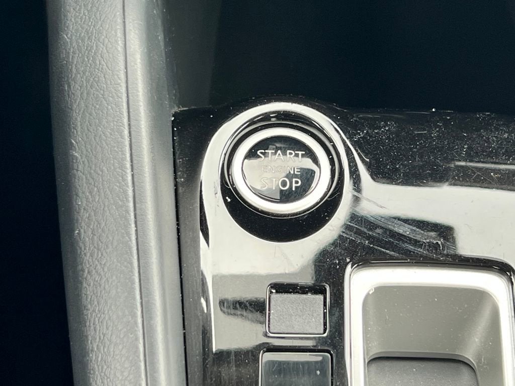 2020 Nissan Versa SV