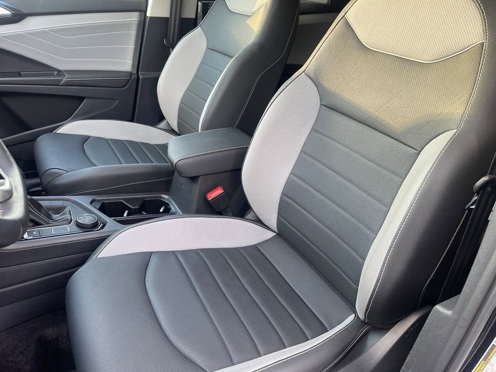 2024 Volkswagen Taos SEL