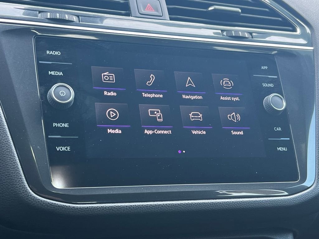 2023 Volkswagen Tiguan SE R-Line Black